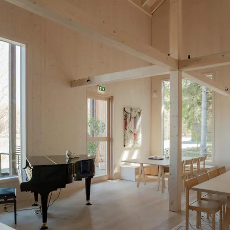 Usva House Private Art & Design Villa *